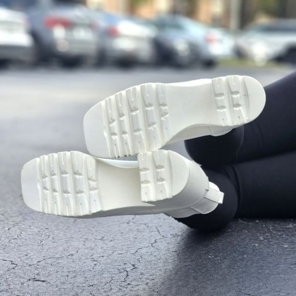 Women's Platform Heel Boots Chunky Ankle White Color - Picture 6 of 6